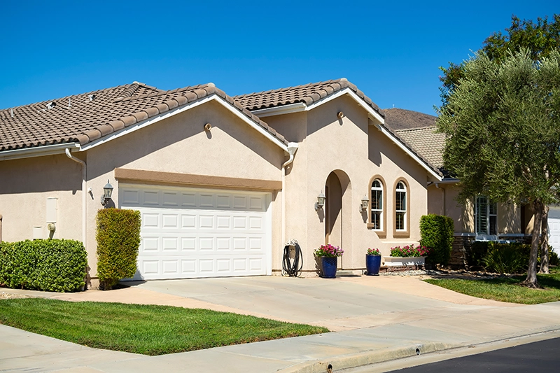 America's Garage Doors - How to Reduce Heat from Garage Door